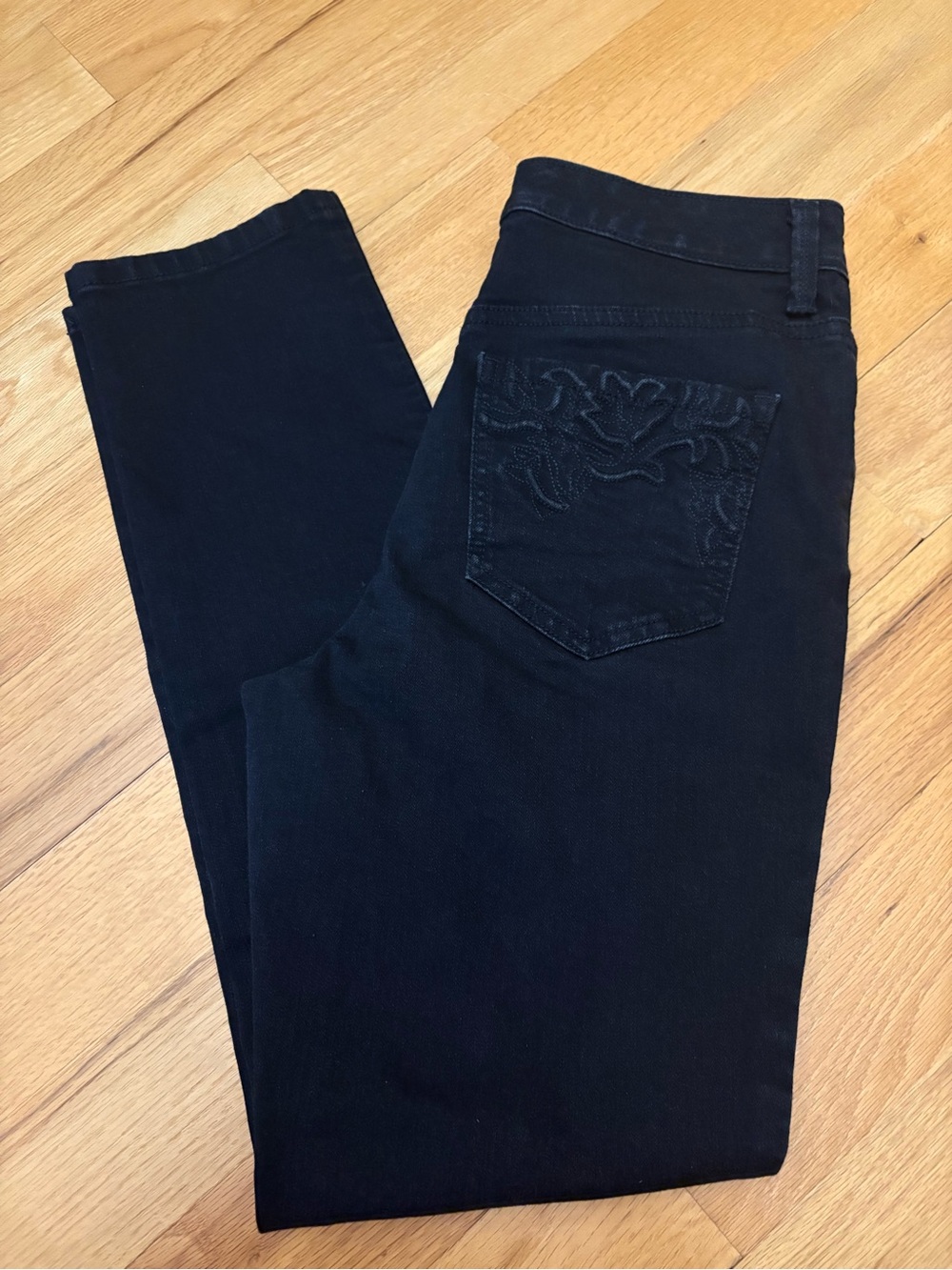 Black Gloria Vanderbilt Amanda Slim Pants